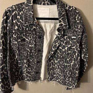Mother Leopard Print Cropped Denim Jacket Raw Hem Medium